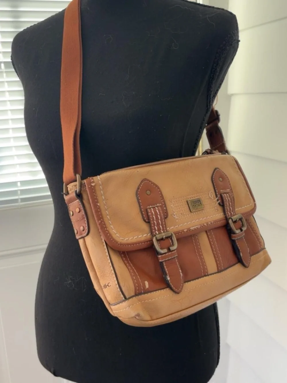 b.o.c. Y2K Two-Tone Brown Crossbody Messenger Bag Purse